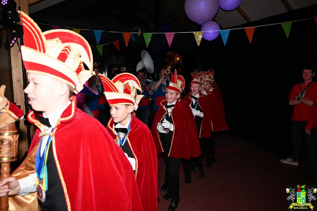 ../Images/Jeugddisco Glow in the Dark 015.jpg